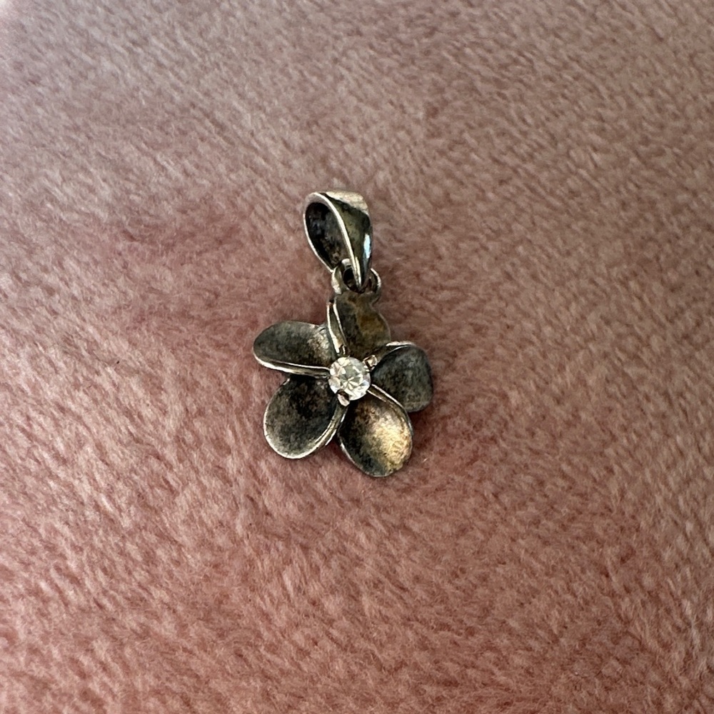 Vintage Hawaiian Sterling Silver Plumeria Necklace – Genuine Diamond Center